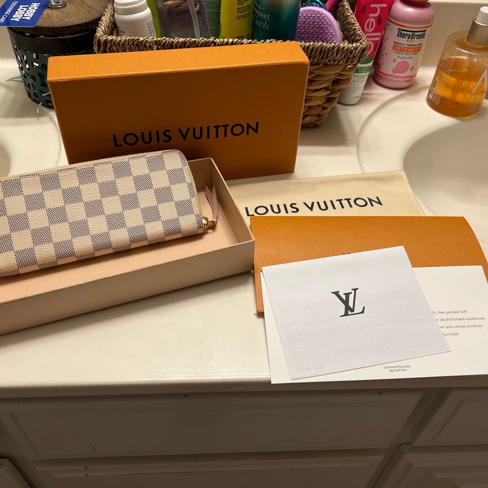 Louis Vuitton Damier Azur Long wallet cream and grey.